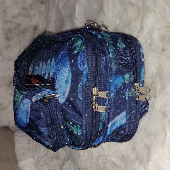 Jellyfish Navy blue & light blue 💙 water bottle crossbody bag. - Picture 6 of 11
